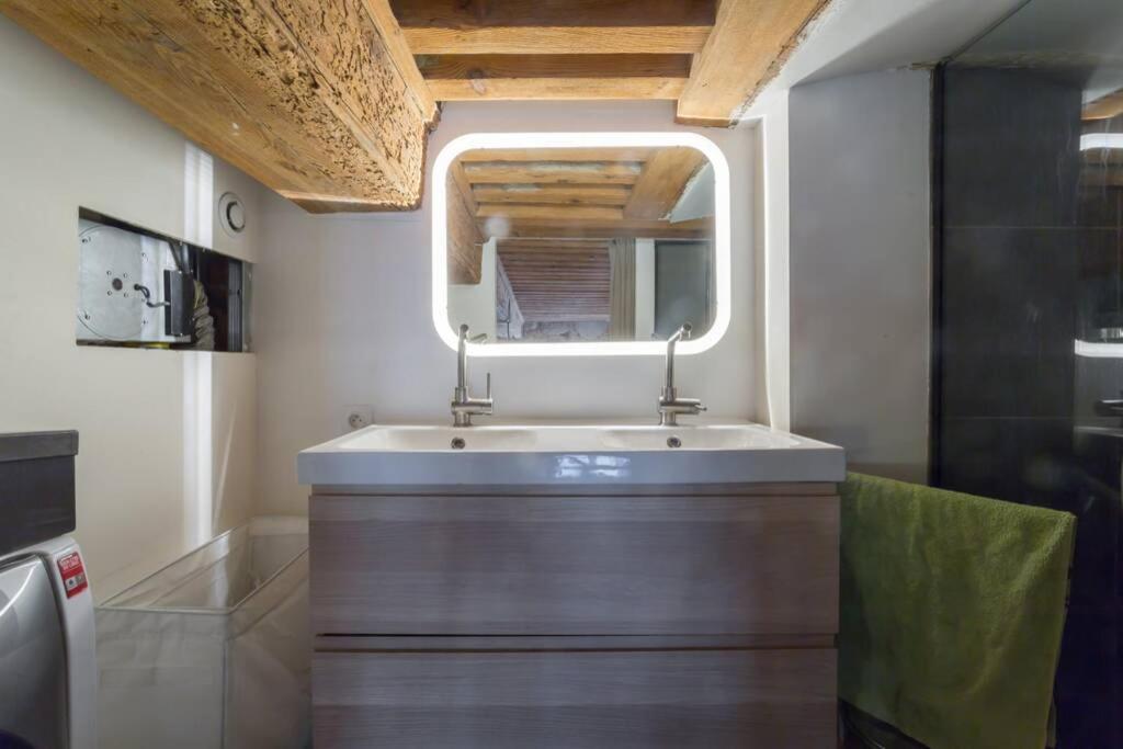 Duplex Le Vorace Apartment Lyon Exterior photo